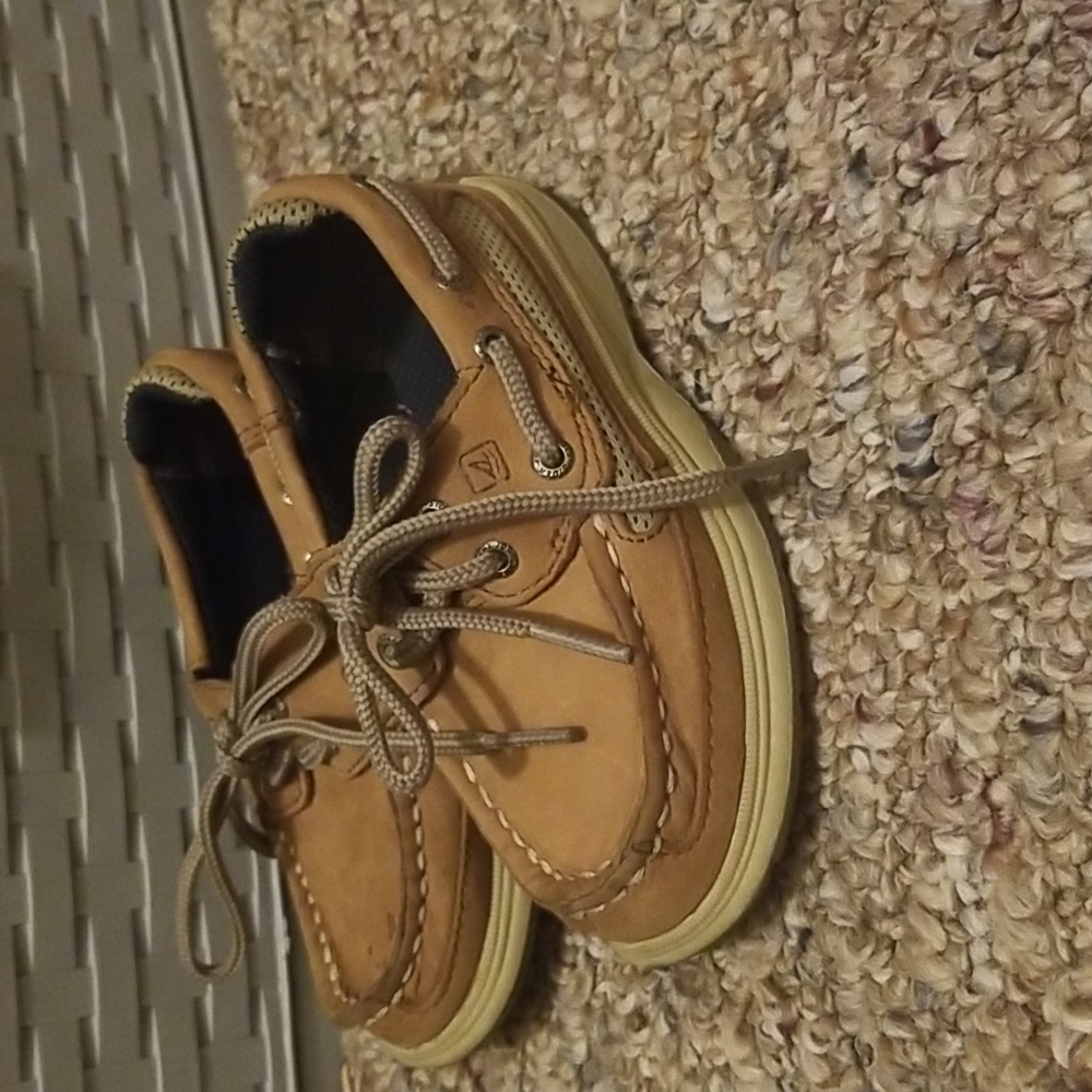 Toddler Sperry